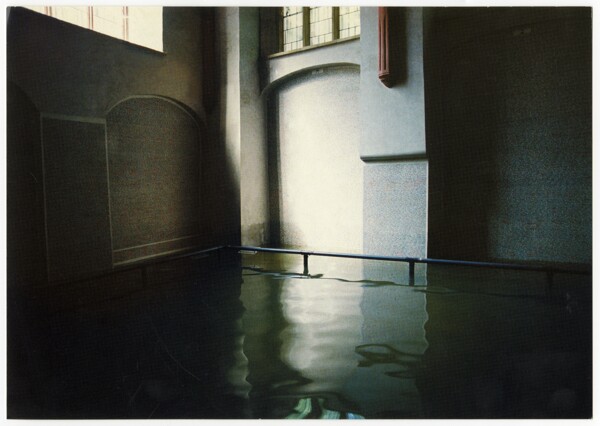 2002 Flood – Pinkas Synagogue – dark